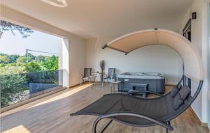 Beautiful Home In Porec With Kitchen