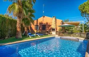 Gorgeous Home In Priego De Cordoba - Campo-Nubes