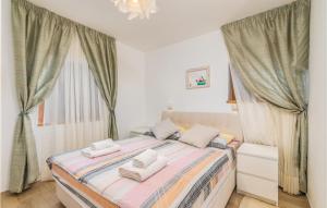 Awesome Home In Malinska With Wifi