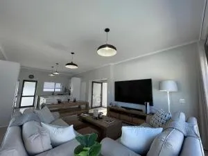 Luxury Paradise Getaway Pool & Wi-Fi - أويستر باي