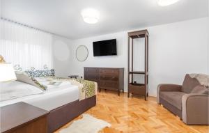 Nice Home In Cernik With Kitchen