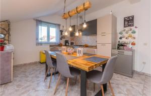 Pet Friendly Home In Tinj With Jacuzzi