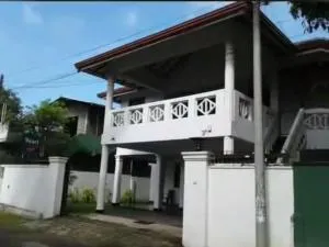 Jaffna Pearl House Transit Hotel - Amandoluwa