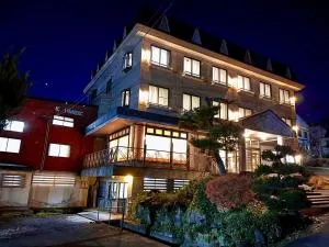 戸狩野沢スノーパークプラザSnow Park Plaza - Joetsu