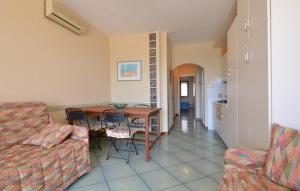 1 Bedroom Stunning Apartment In Alghero img10