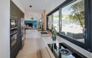 Maisons de vacances Lovely Home In Montferrier Sur Lez : photos des chambres