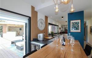 Maisons de vacances Lovely Home In Montferrier Sur Lez : photos des chambres