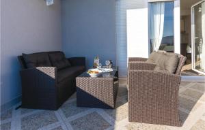 One-Bedroom Apartment Klek With Sea View 04