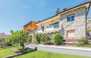 1 Bedroom Lovely Apartment In Rabac