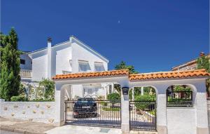 Nice Apartment In Novi Vinodolski