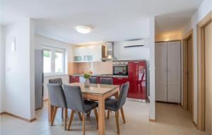 Gorgeous Home In Poljica Imotska 