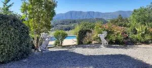 Maison avec piscine 10 personnes - Chambajour