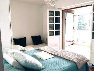 Ideal for camino quiet basic space away from the crowds in private house