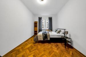 Warsaw Mokotów - 56m2, Metro Nearby - by Rentujemy