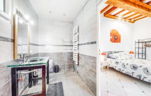 Maisons de vacances Amazing Home In Rubercy With Sauna : photos des chambres