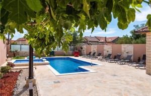 Beautiful Home In Benkovac With Sauna