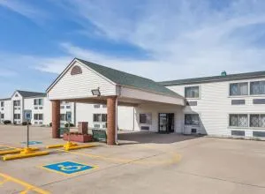 Fairbridge Inn Express Decatur Forsyth IL - Larkdale