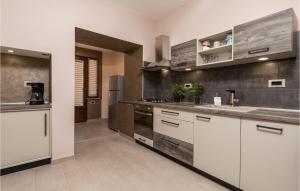 3 Bedroom Awesome Apartment In Rijeka 