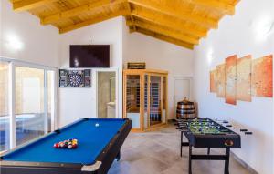 Cozy Apartment In Dubravka With Sauna