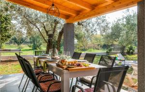 Nice Home In Fazana With Wifi 