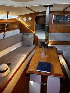 Sailingboat, next to ferry - Buenavista de Arriba