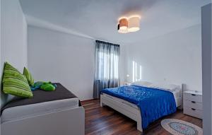 2 Bedroom Lovely Apartment In Vela Luka