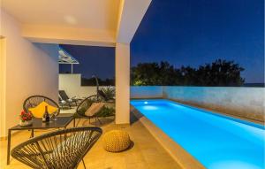 Nice Home In Linardici With Wifi