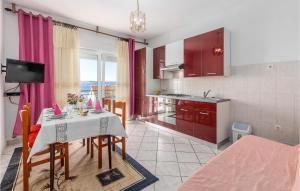 Cozy Apartment In Novi Vinodolski