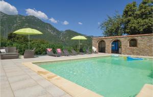 Maisons de vacances Awesome Home In Santa Maria Poggio : photos des chambres
