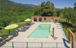 Maisons de vacances Awesome Home In Santa Maria Poggio : photos des chambres