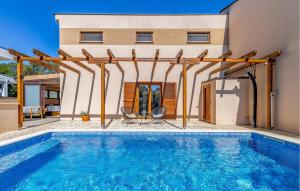 Cozy Home In Betiga With Sauna