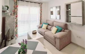 Charming Apartment With Pool