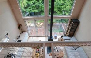 Stunning Home In Roztoka With Jacuzzi