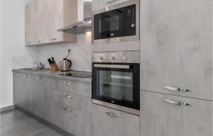 Gorgeous Home In Dramalj 