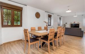 4 Bedroom Amazing Home In Otocac