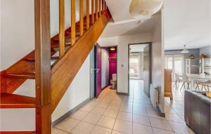 Maisons de vacances Beautiful Home In Royan With Wifi : photos des chambres