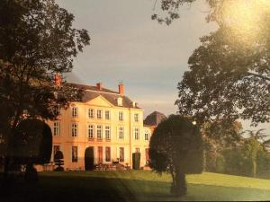 B&B / Chambres d'hotes Chateau de Saint Trys : photos des chambres