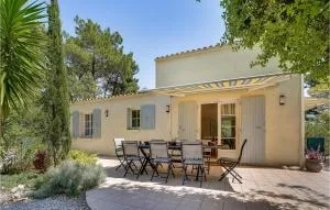 Lovely Home In Saint-Georges-Doléron - Chaucre