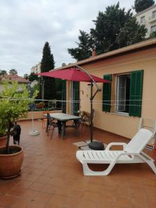 Menton apartment with large terrace