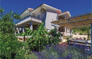 1 Bedroom Beautiful Apartment In Barbat