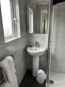 The Royal Court Apartments