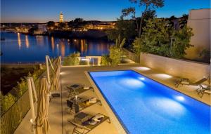 Awesome Apartment In Krk With Wifi 