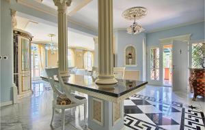 Stunning Home In Porec With Wifi