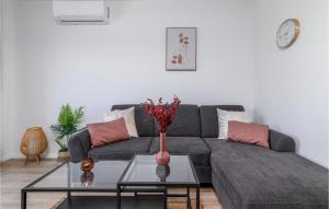 1 Bedroom Awesome Apartment In Rovinj