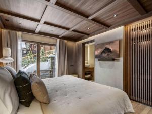 Chalets Chalet d-exception avec sauna, piscine chauffee et salle de cinema - FR-1-570-64 : photos des chambres