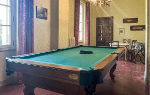 Awesome Home In Saint-Ambroix