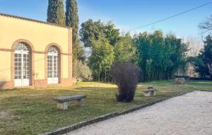 Maisons de vacances Awesome Home In Saint-Ambroix : photos des chambres
