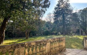 Maisons de vacances Awesome Home In Saint-Ambroix : photos des chambres