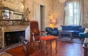 Maisons de vacances Awesome Home In Saint-Ambroix : photos des chambres