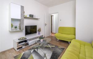 Nice Apartment In Novi Vinodolski